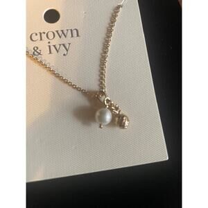 Crown & Ivy Gold‎ Tone Necklace Faux Pearl Charm & Gold Tone Pineapple Charm NWT
